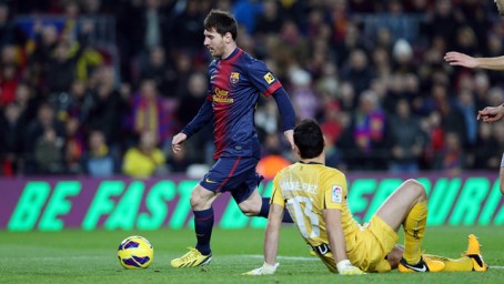 Messi passou pelo goleiro para abrir o marcador